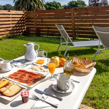 Inn Garden Somo